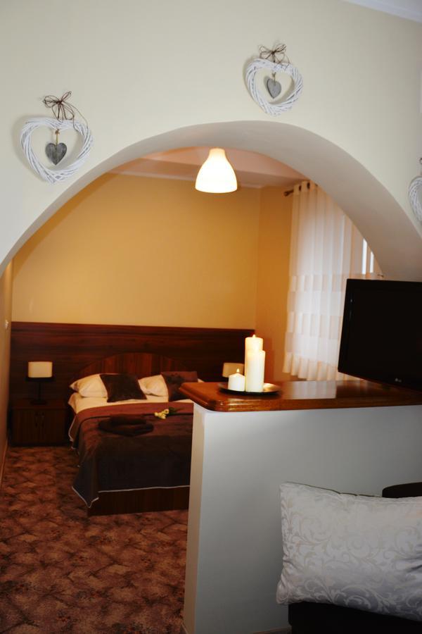 Hotel Irena Morąg Dış mekan fotoğraf